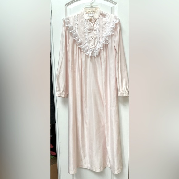 Character Other - Vintage Character Brand Nightgown